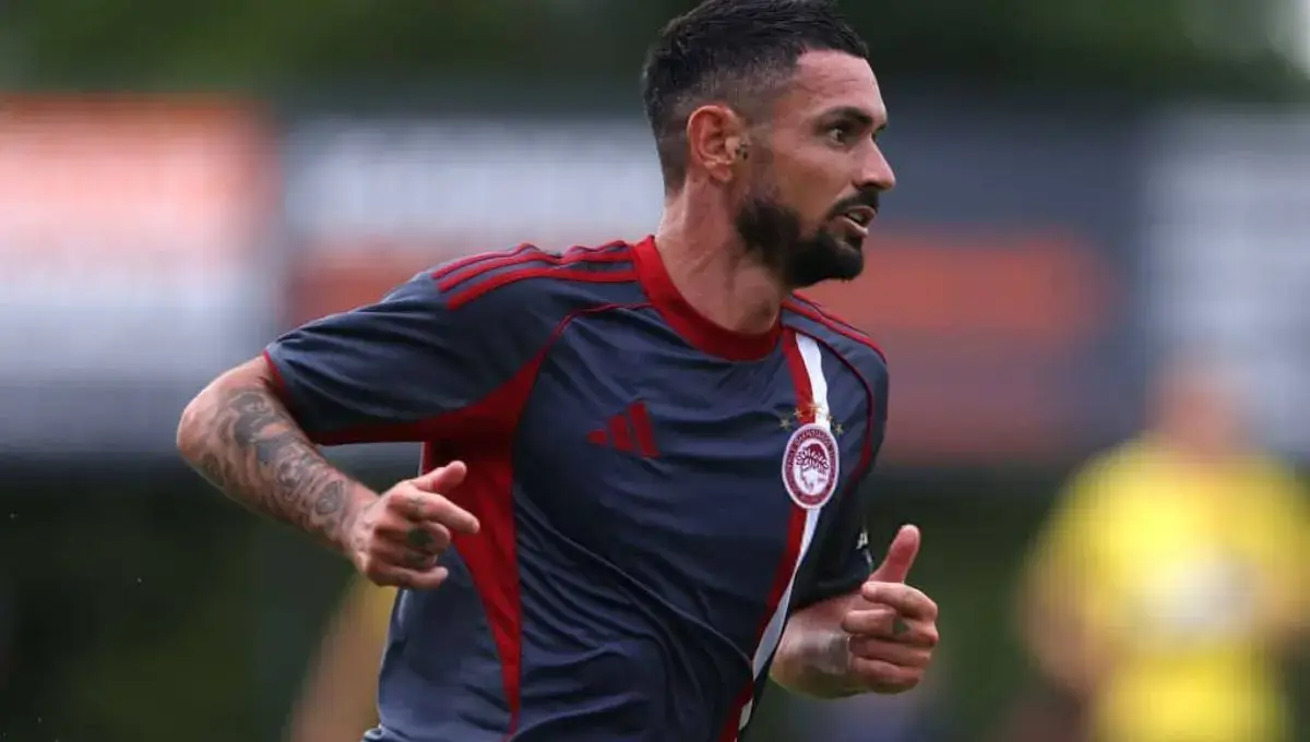 Rémy Cabella à l'entraînement avec l'Olympiakós